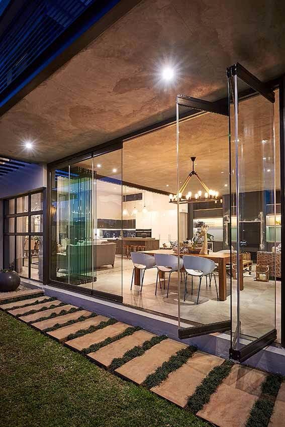 Architectural glazing