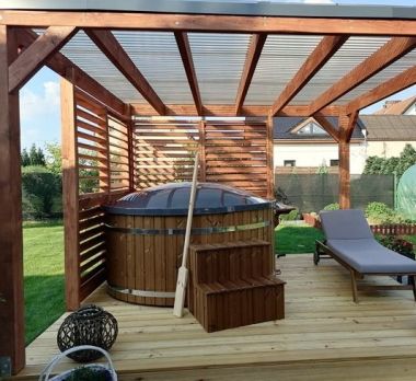 WOOD-FIRED HOT TUB LUXTUB 200 EXTERNAL (Natural Wood)