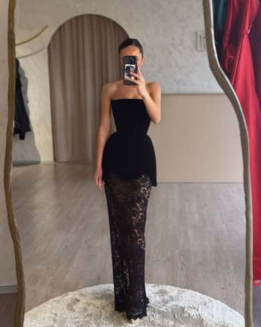 V-neck Sleeveless Beadwork Maxi Dress