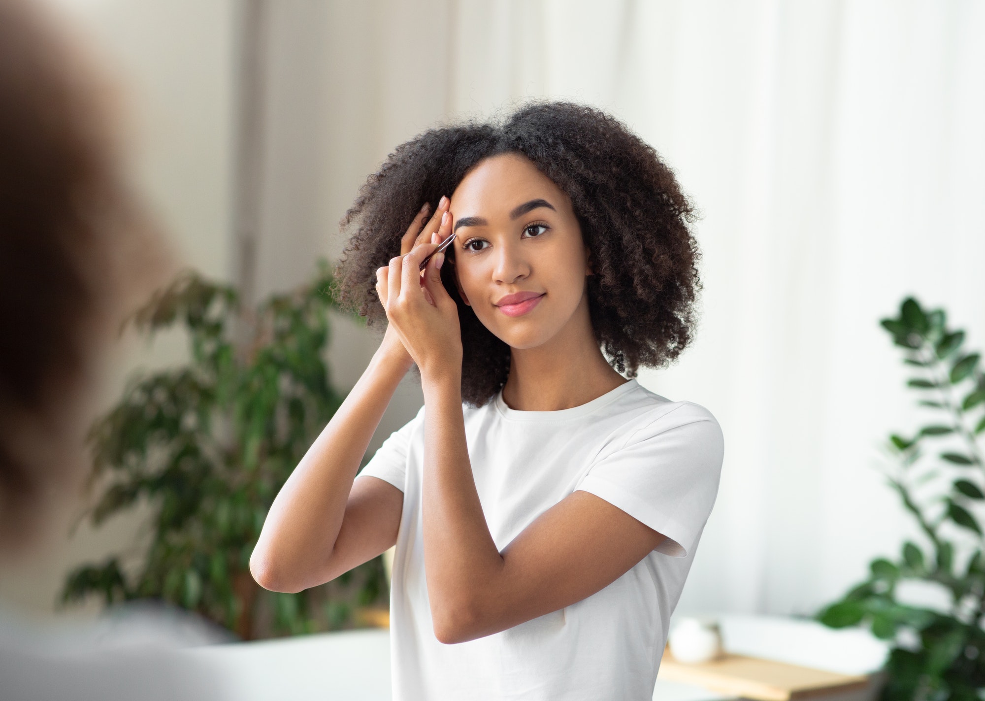 40 Vintage 1920s Girl Names We'd Use in 2022