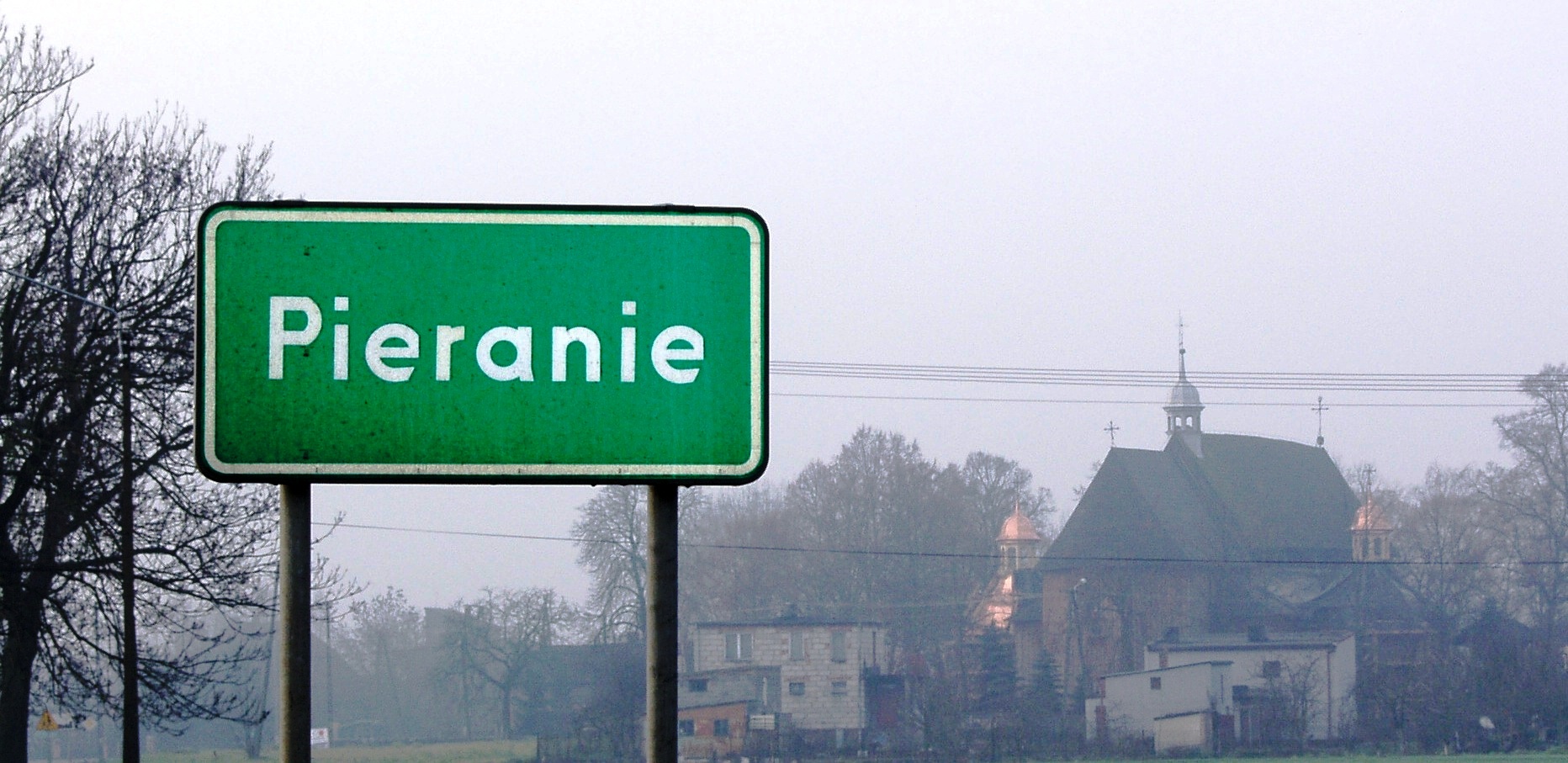 Kościół w Pieraniu