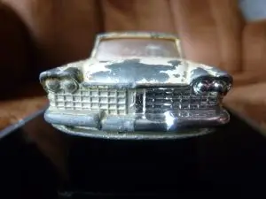 Enhance your diecasts with the Molotow Liquid Chrome Pen