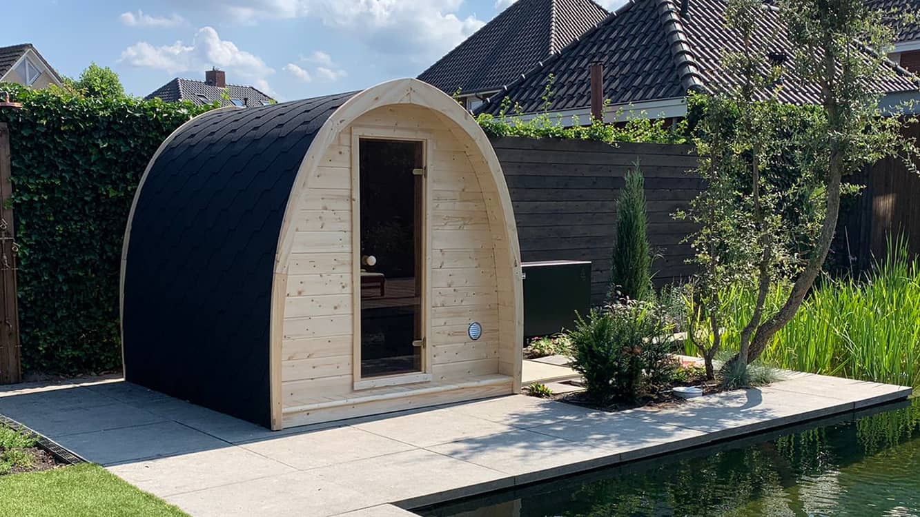 Outdoor sauna